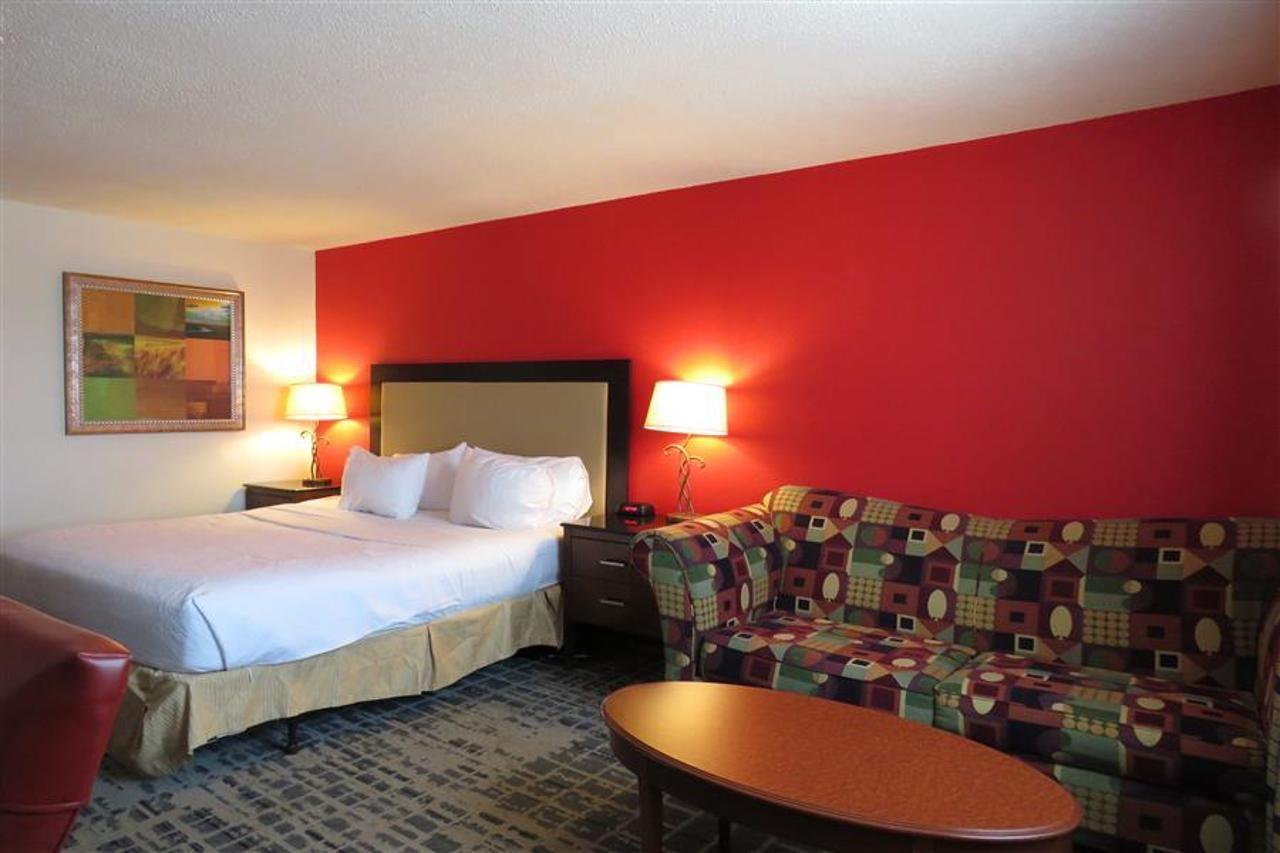 Hotel Baymont By Wyndham Ferndale/Royal Oak Exteriér fotografie